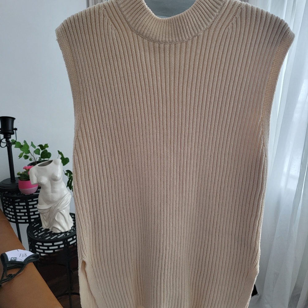 oversized sweater vest